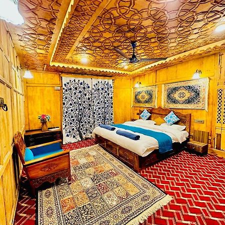 מלון Srīnagar New Zealand Group Of Houseboats מראה חיצוני תמונה